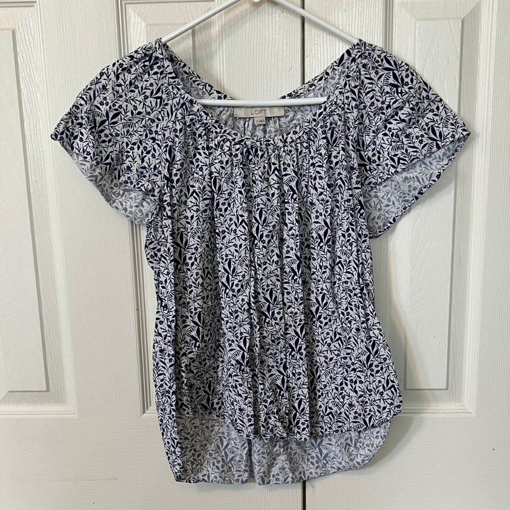 LOFT Navy and White Floral Patterned Blouse